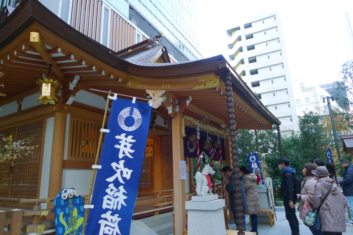 福徳神社の境内