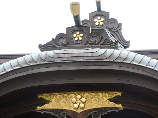 牛天神北野神社の社殿の屋根