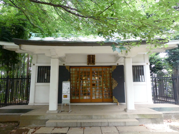 文京区本駒込_駒込富士神社の社殿