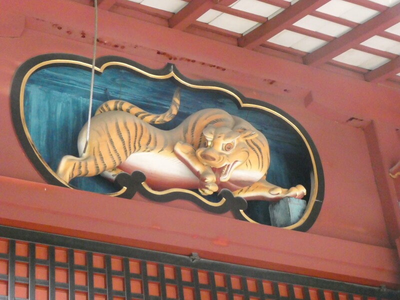渋谷区_金王八幡宮の社殿の虎の彫刻